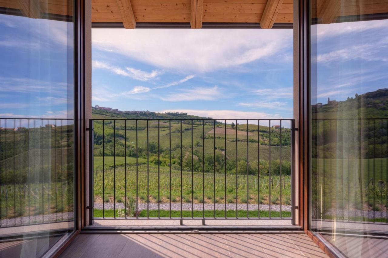 Le Cornici - Cascina Di Charme Hotel Diano dʼAlba Buitenkant foto