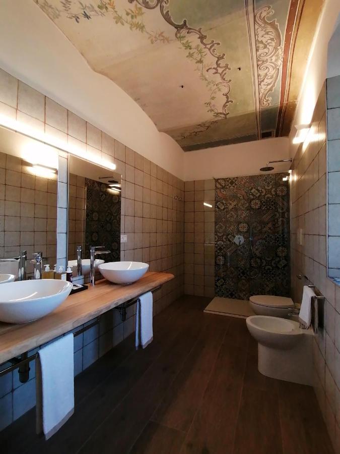 Le Cornici - Cascina Di Charme Hotel Diano dʼAlba Buitenkant foto