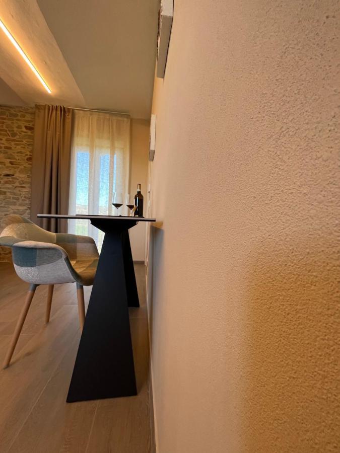 Le Cornici - Cascina Di Charme Hotel Diano dʼAlba Buitenkant foto