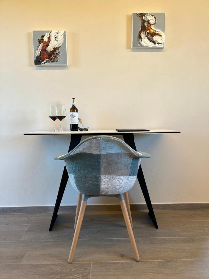 Le Cornici - Cascina Di Charme Hotel Diano dʼAlba Buitenkant foto